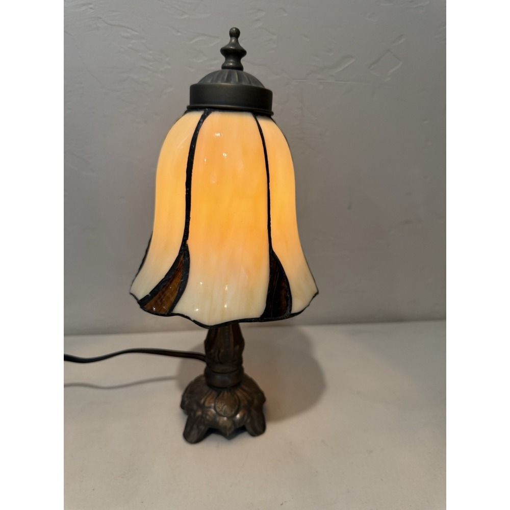 Vintage Slag Glass Tulip Lamp Brass Base‎ Cream Tiffany Style ~13" T Stained